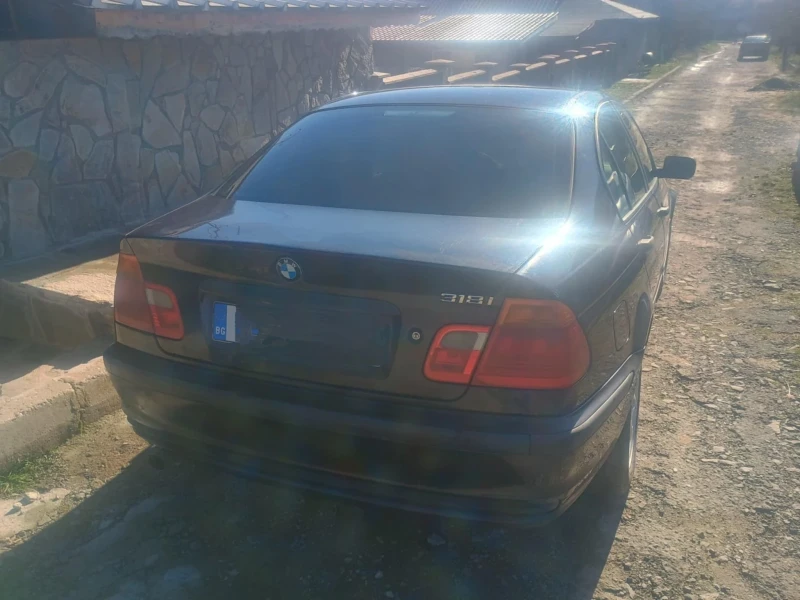 BMW 318 1.9, снимка 4 - Автомобили и джипове - 48511391