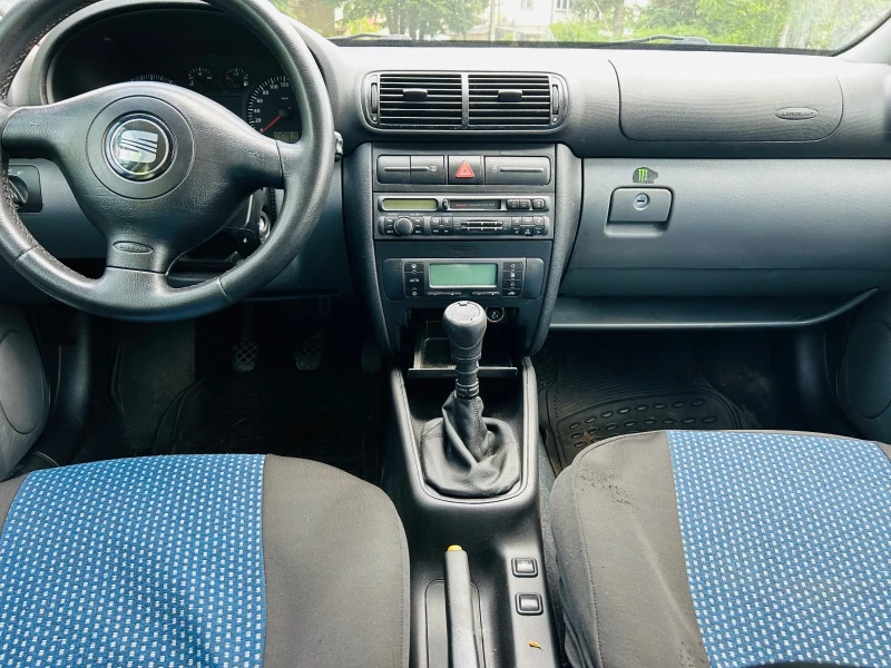 Seat Leon 1.6i, снимка 10 - Автомобили и джипове - 50573044