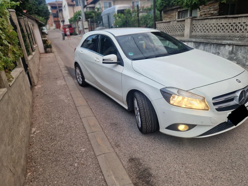 Mercedes-Benz A 180 W176, снимка 13 - Автомобили и джипове - 52513955