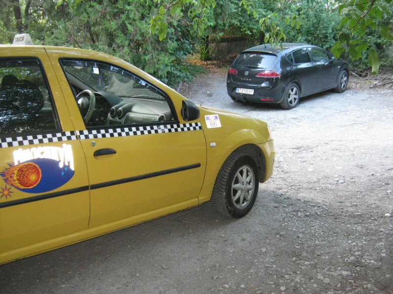 Dacia Logan 1.6МPI, снимка 6 - Автомобили и джипове - 51656859