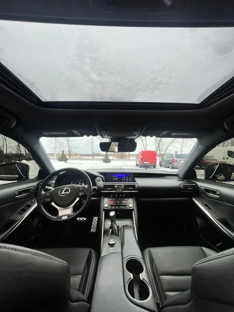 Lexus IS 350 F Sport, снимка 9 - Автомобили и джипове - 52978689