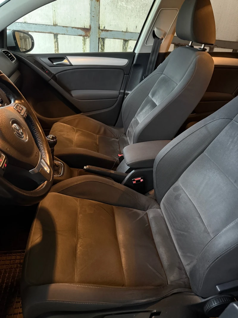 VW Golf HIGHLINE 2.0 140кс.4MOTION, снимка 16 - Автомобили и джипове - 53055226