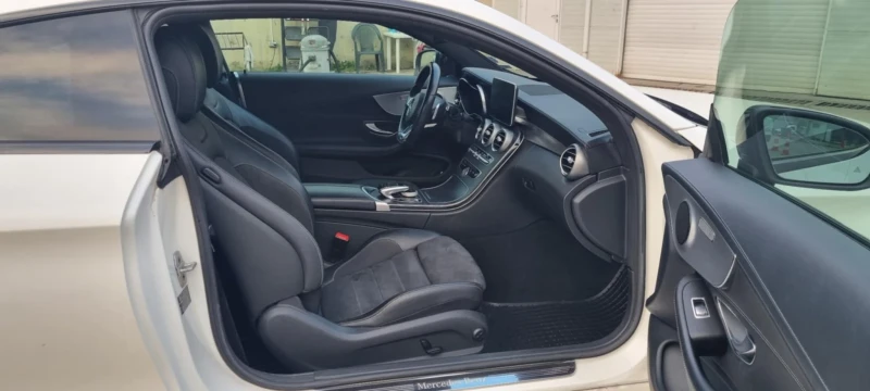 Mercedes-Benz C 220, снимка 8 - Автомобили и джипове - 53087247