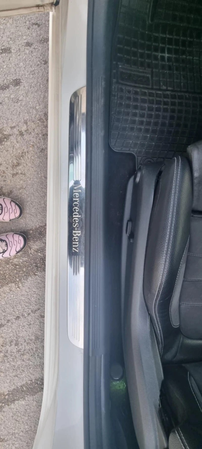 Mercedes-Benz C 220, снимка 10 - Автомобили и джипове - 53087247