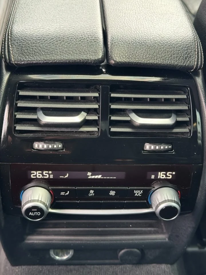 BMW 540 M-PKG * Massage* 360 FULL * АвтоКредит* ЦЕНА ДО БГ, снимка 14 - Автомобили и джипове - 54716204
