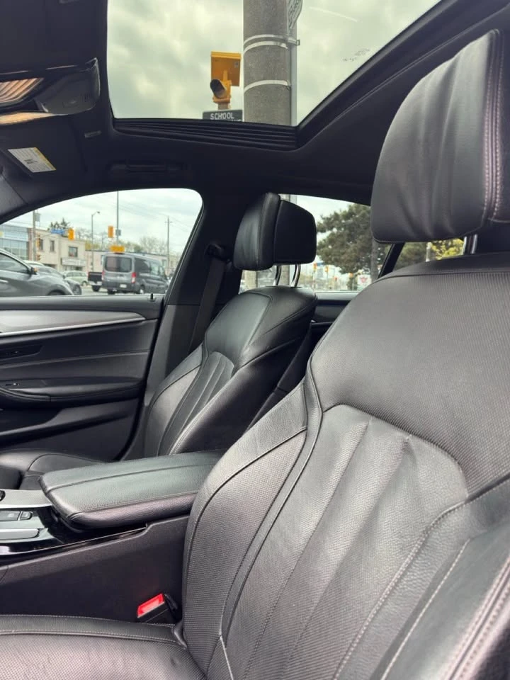 BMW 540 M-PKG * Massage* 360 FULL * АвтоКредит* ЦЕНА ДО БГ, снимка 11 - Автомобили и джипове - 54716204