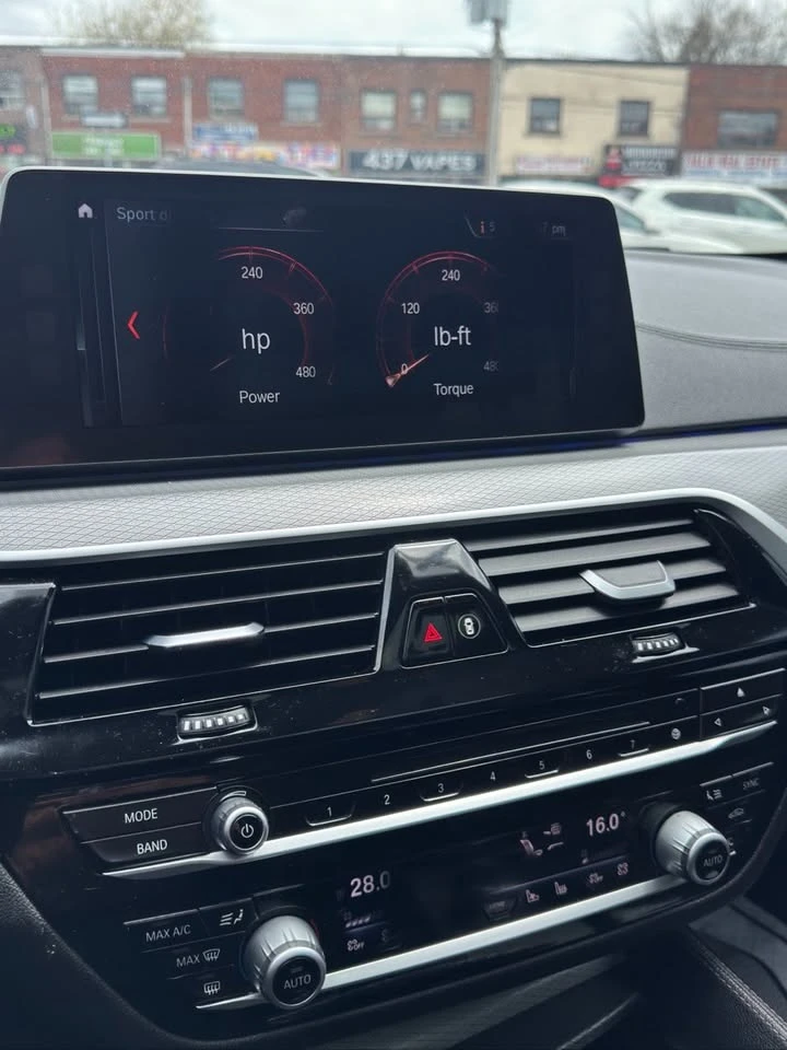 BMW 540 M-PKG * Massage* 360 FULL * АвтоКредит* ЦЕНА ДО БГ, снимка 8 - Автомобили и джипове - 54716204