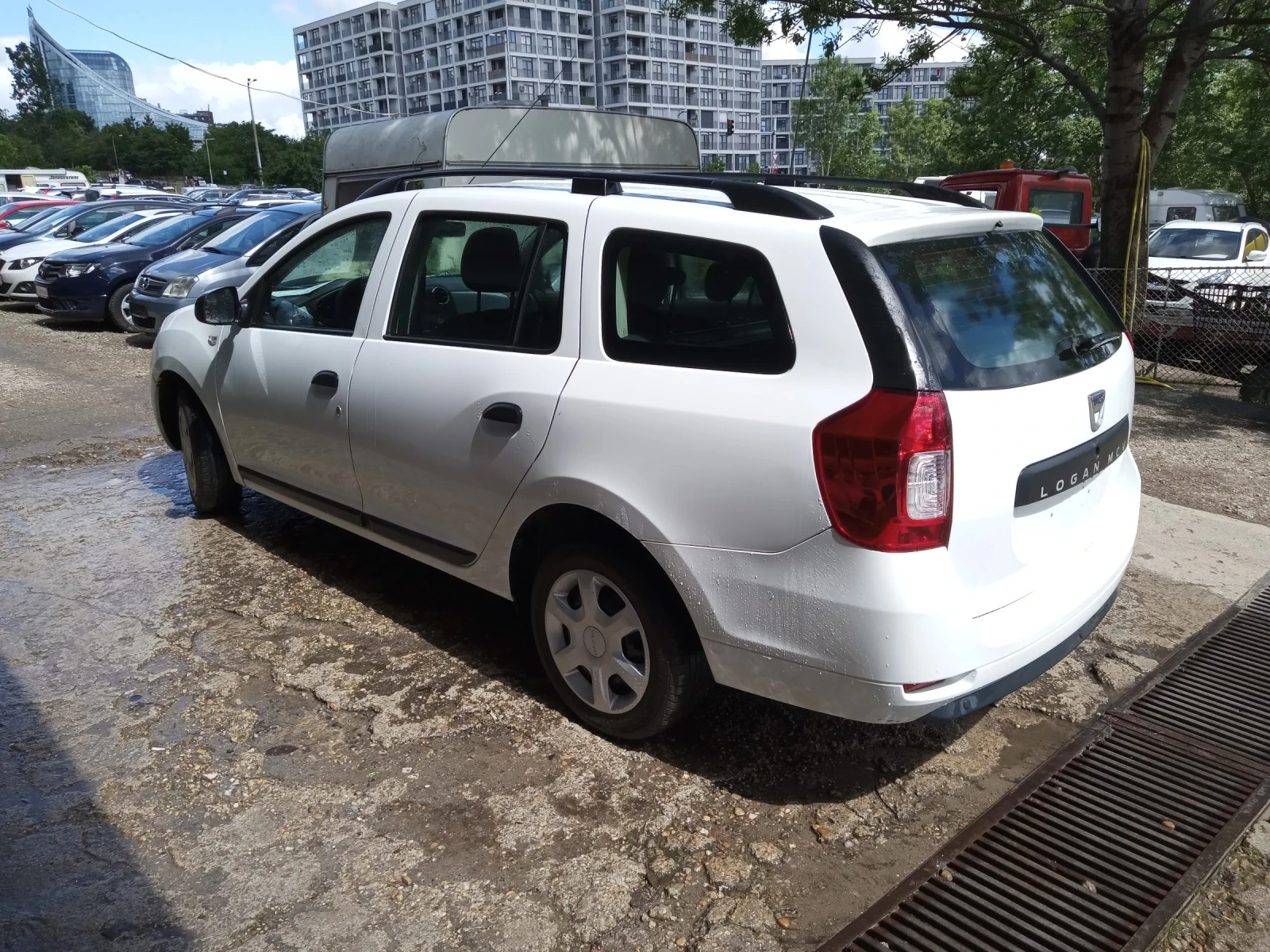 Dacia Logan 1.5dcl-75.к.с - изображение 5