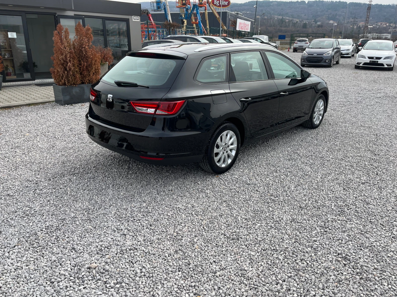 Seat Leon ST 1.6TDI-105k.c. BUSINESS /LED, DSG/ - изображение 5