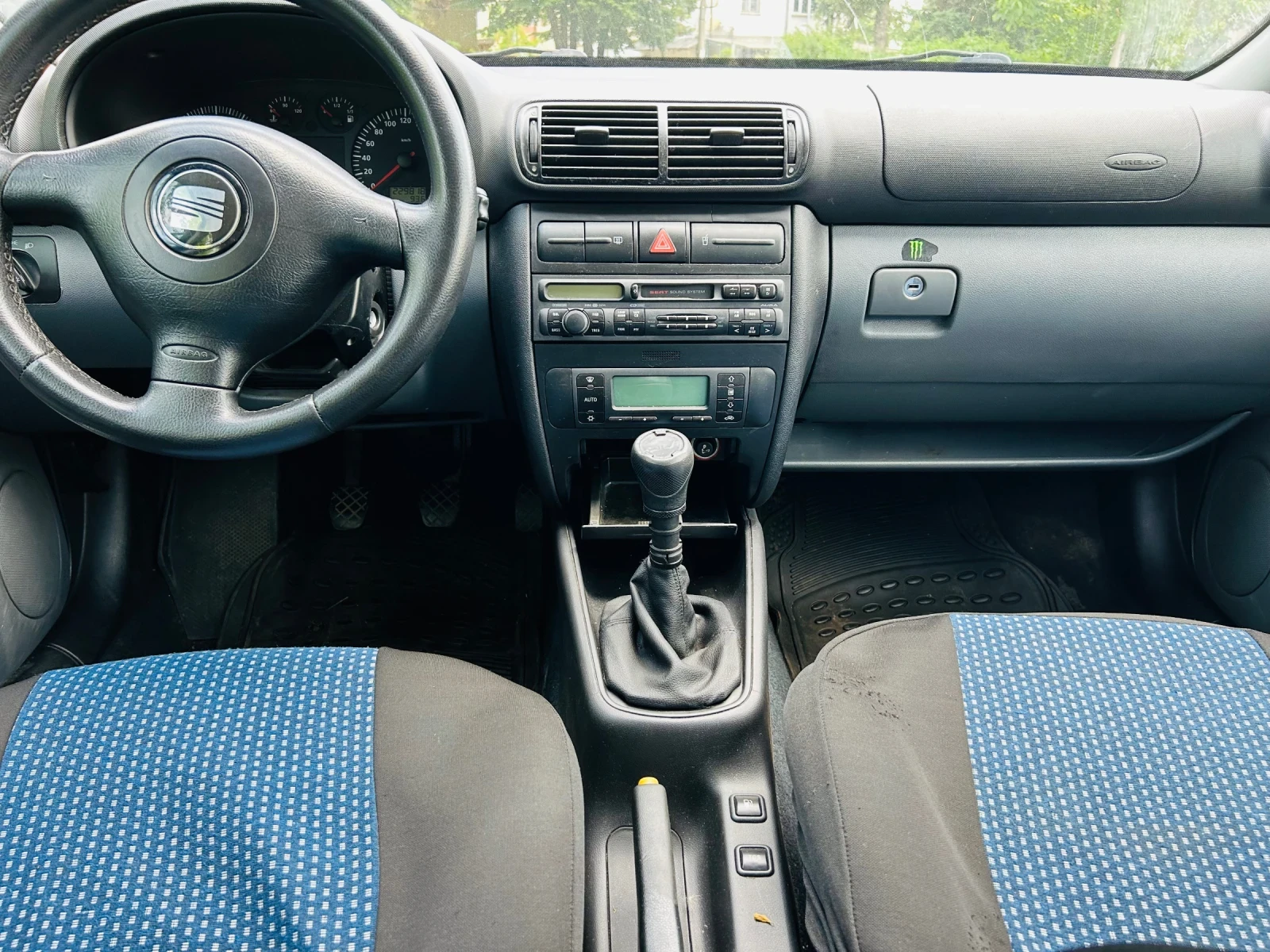 Seat Leon 1.6i - изображение 10