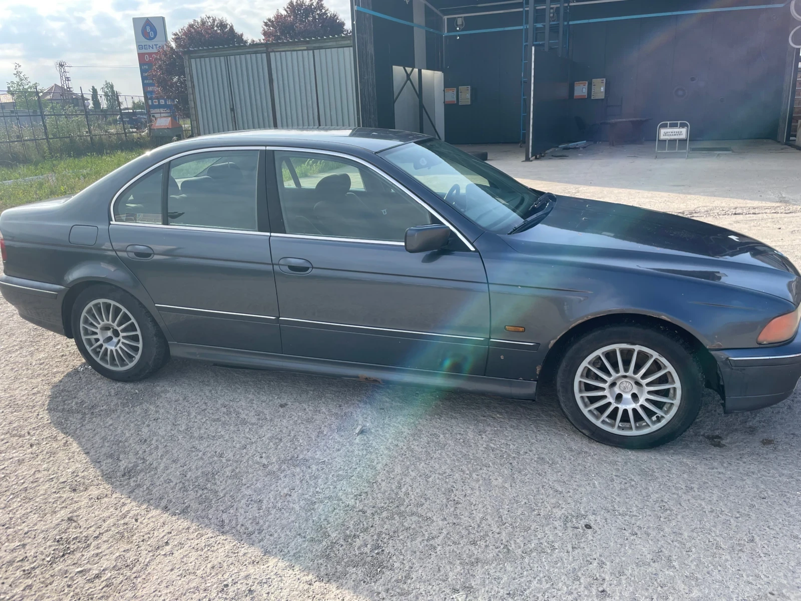 BMW 520 520i - изображение 4