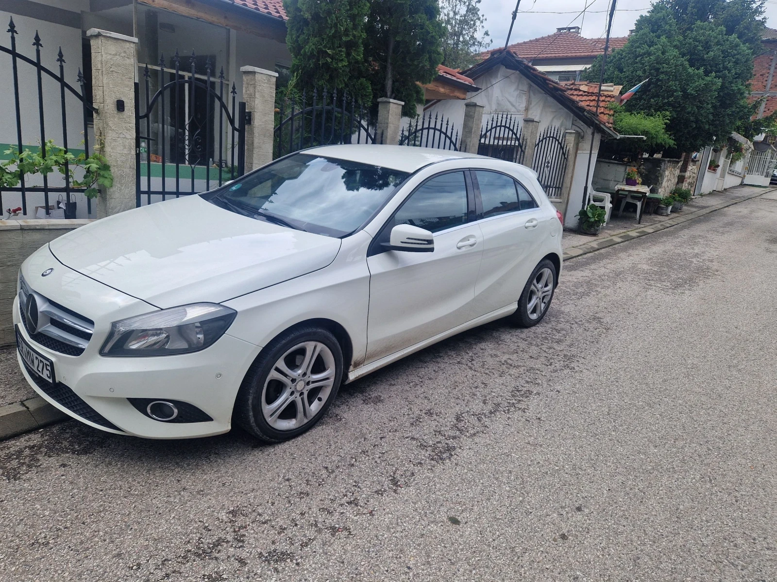 Mercedes-Benz A 180 W176 - изображение 2