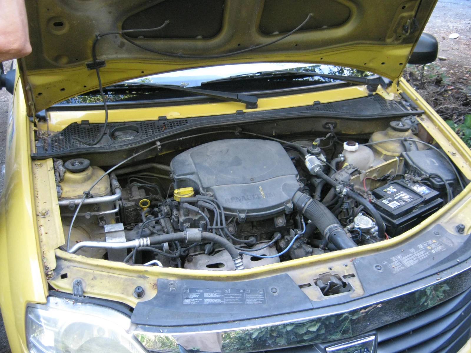 Dacia Logan 1.6МPI - изображение 10