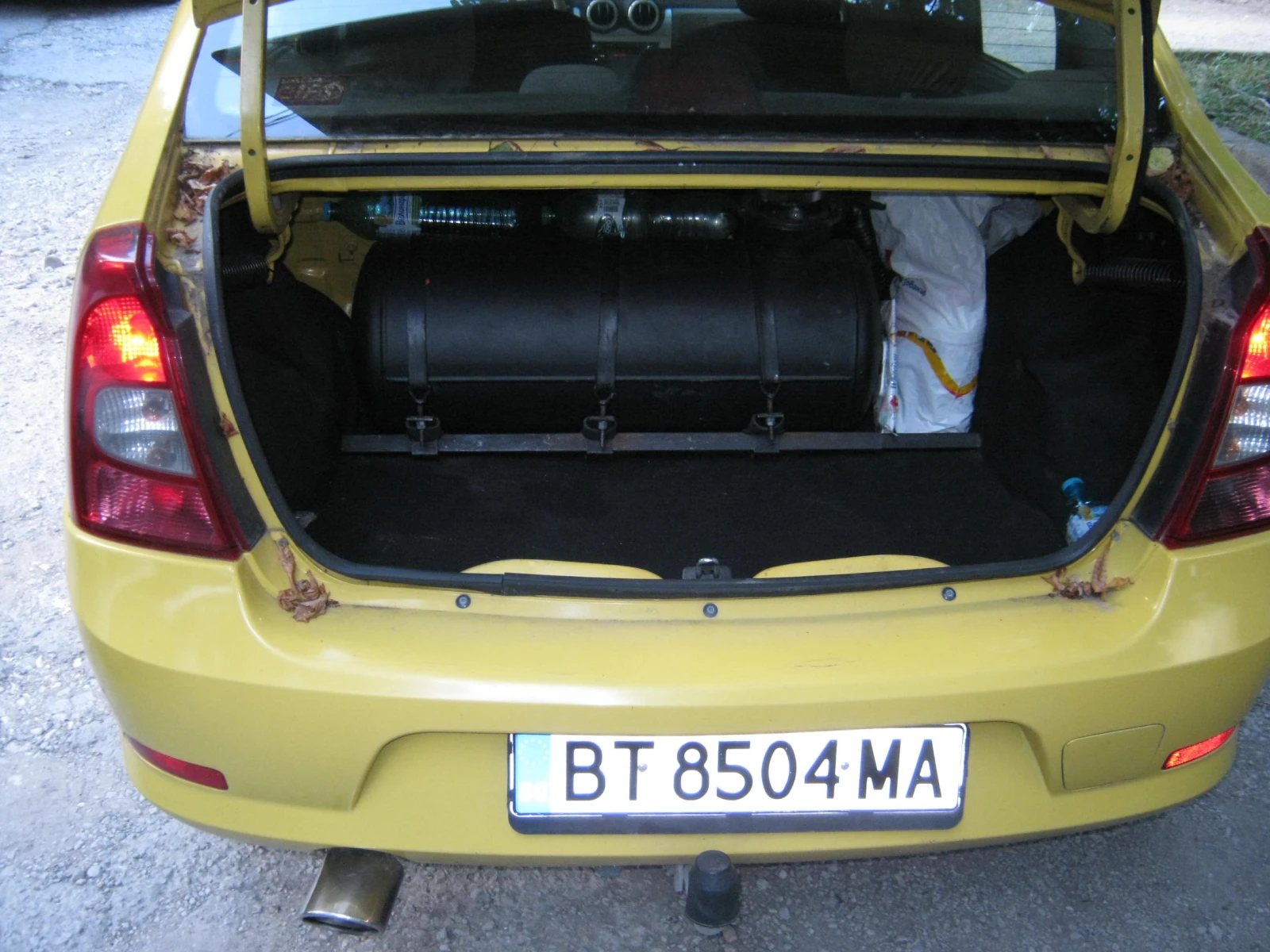 Dacia Logan 1.6МPI - изображение 7