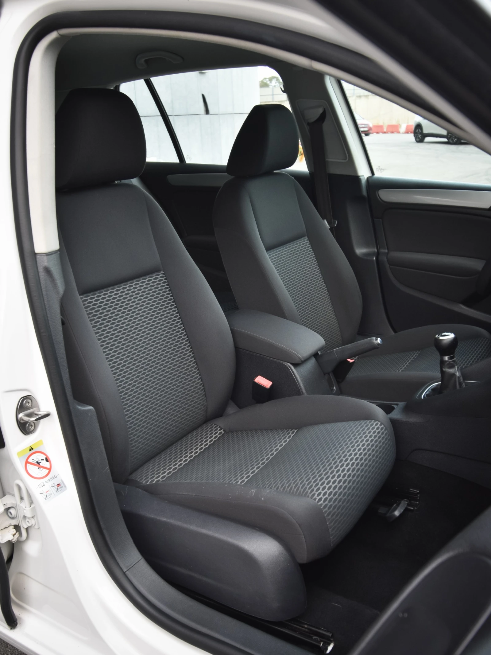 VW Golf 2.0 TDI 4 MOTION - изображение 8