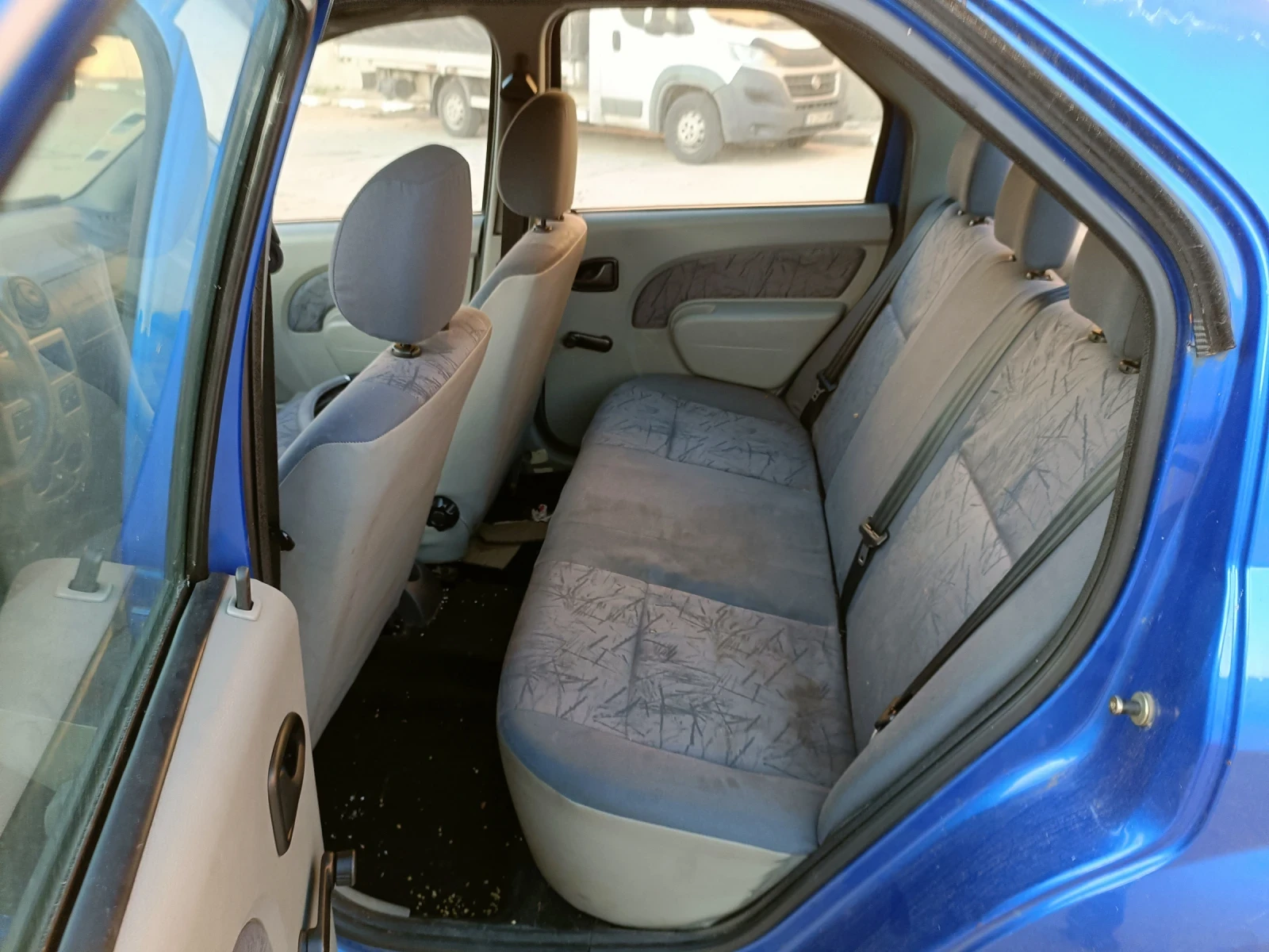 Dacia Logan  - изображение 9