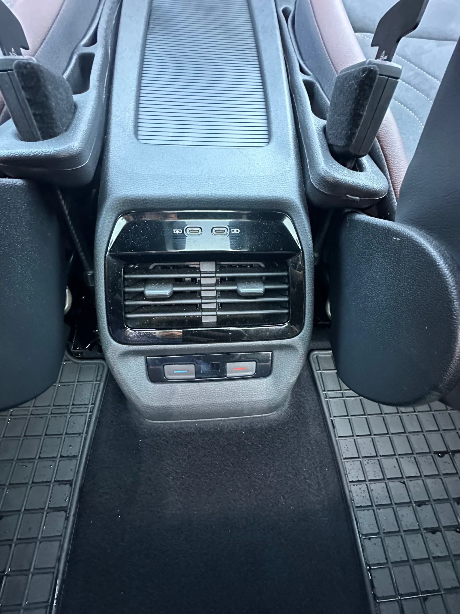 VW ID.4 77KW 1ST PRO 360 ПАНОРАМА ТОП СЪСТОЯНИЕ!!!, снимка 15 - Автомобили и джипове - 53750494