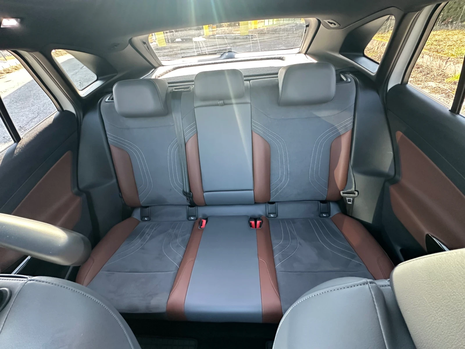 VW ID.4 77KW 1ST PRO 360 ПАНОРАМА ТОП СЪСТОЯНИЕ!!! - изображение 10