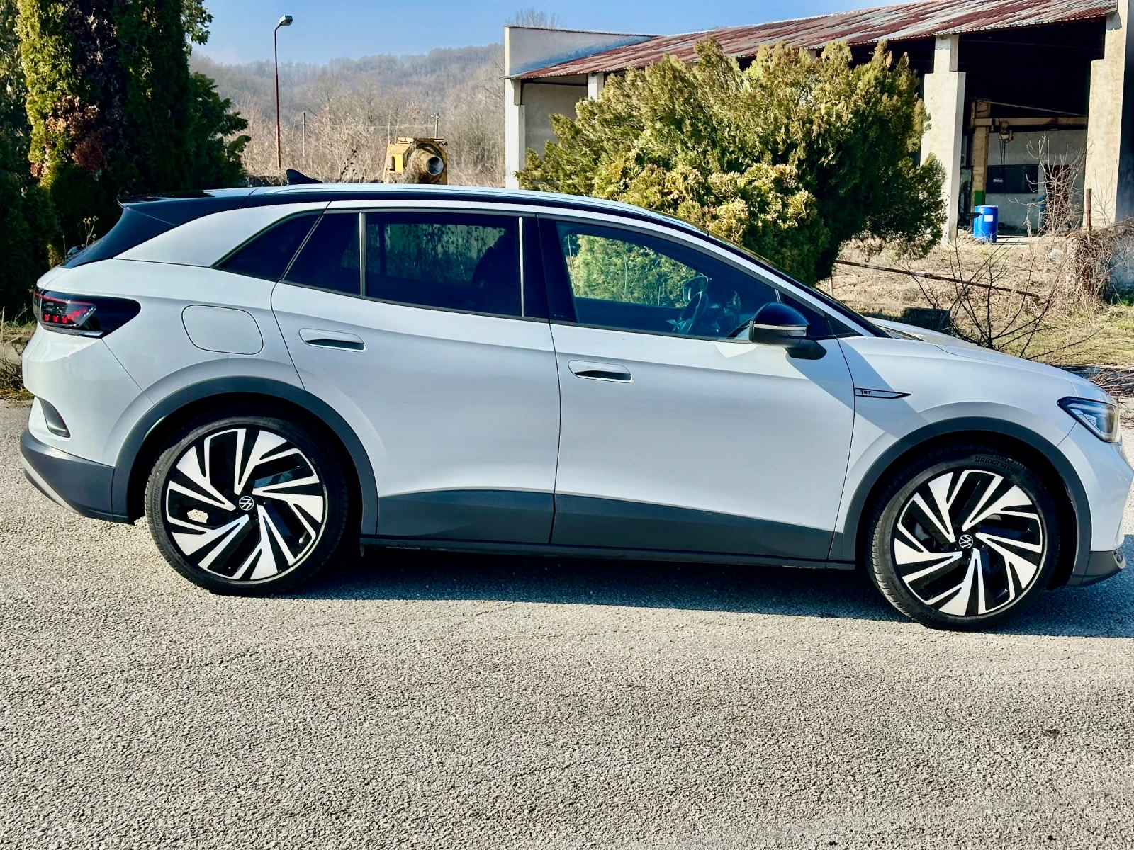 VW ID.4 77KW 1ST PRO 360 ПАНОРАМА ТОП СЪСТОЯНИЕ!!! - изображение 7