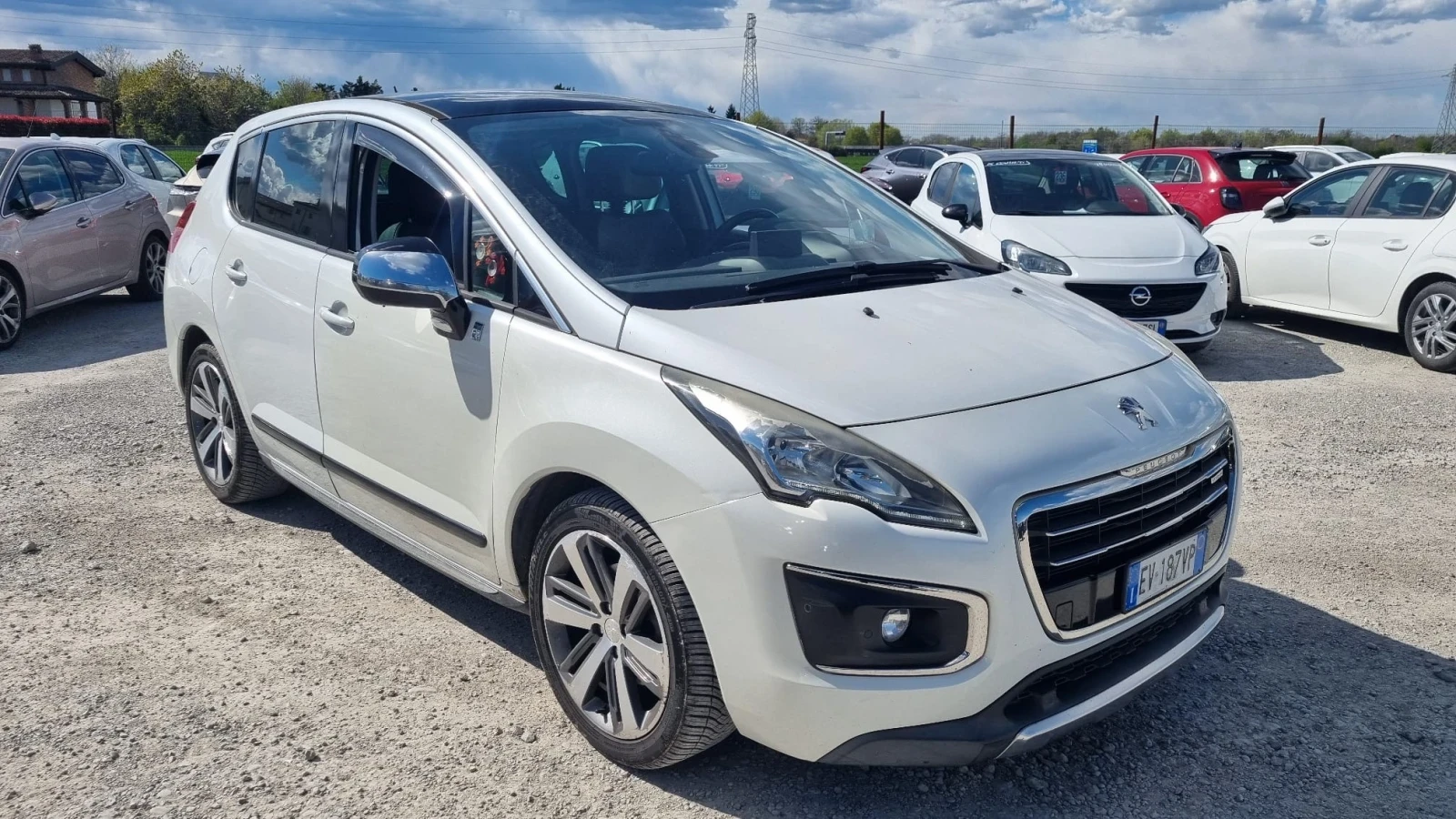 Peugeot 3008 (КАТО НОВА)^(ХИБРИД), снимка 2 - Автомобили и джипове - 54071417