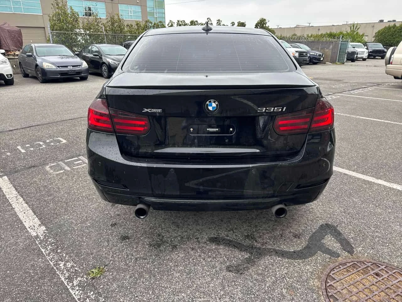 BMW 335 | CARFAX | ПОДГРЕВ | ШИБИДАХ | ДВА КЛЮЧА | , снимка 4 - Автомобили и джипове - 54827145