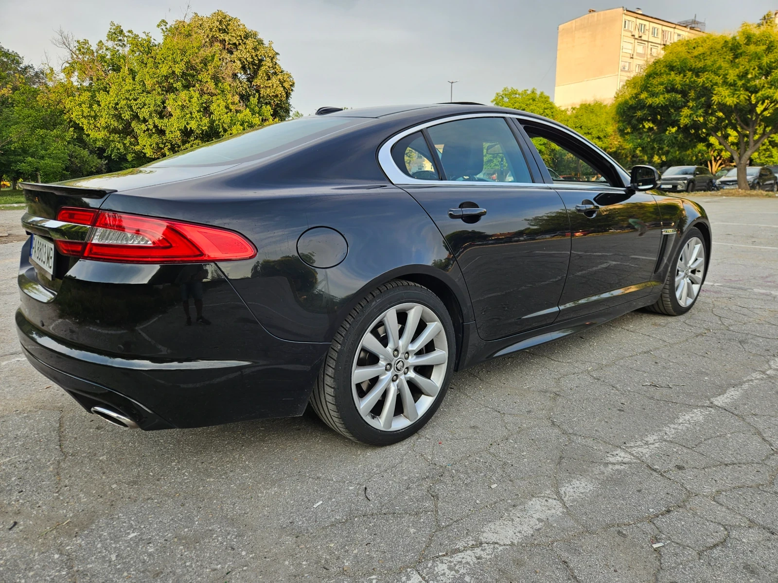 Jaguar Xf, снимка 4 - Автомобили и джипове - 54874187