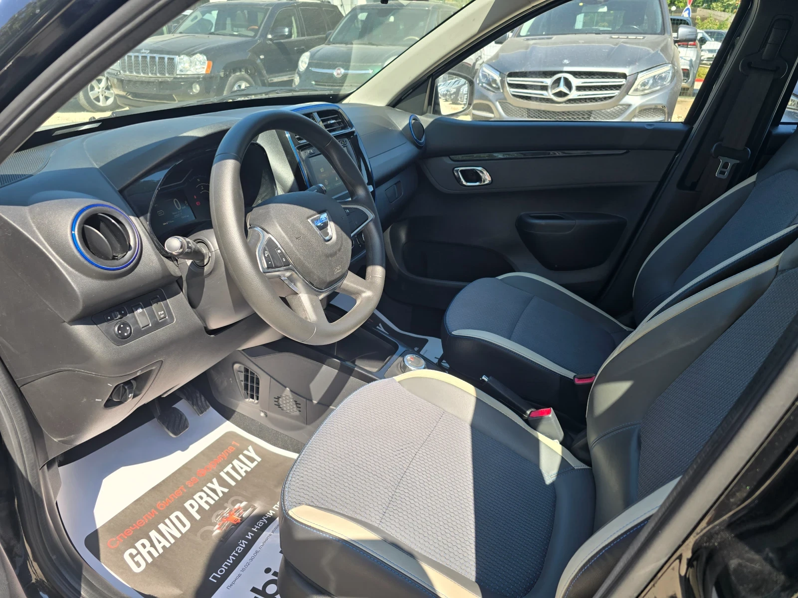 Dacia Spring Comfort Plus 45CCS Гаранция Лизинг Холандия 14хил., снимка 9 - Автомобили и джипове - 55586700