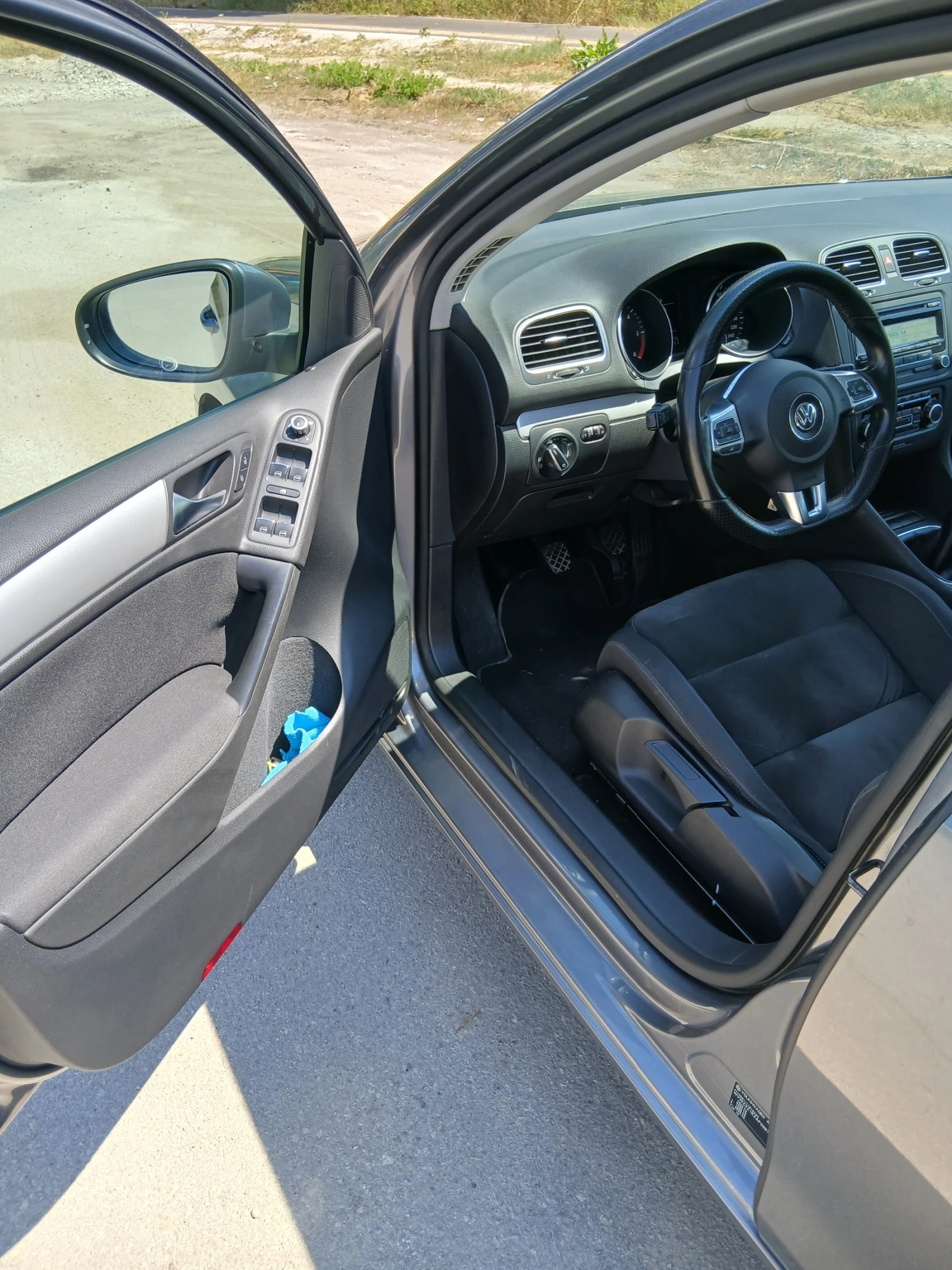 VW Golf, снимка 5 - Автомобили и джипове - 55620242