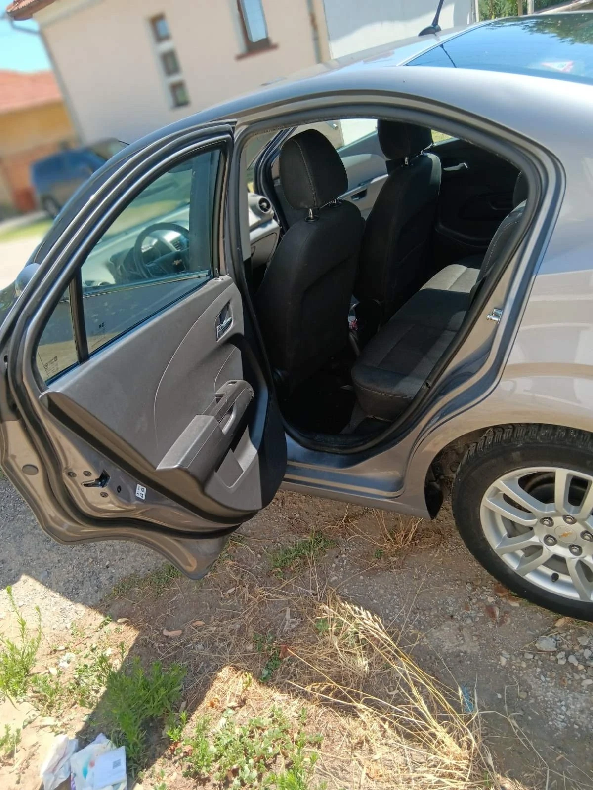 Chevrolet Aveo, снимка 8 - Автомобили и джипове - 55659908