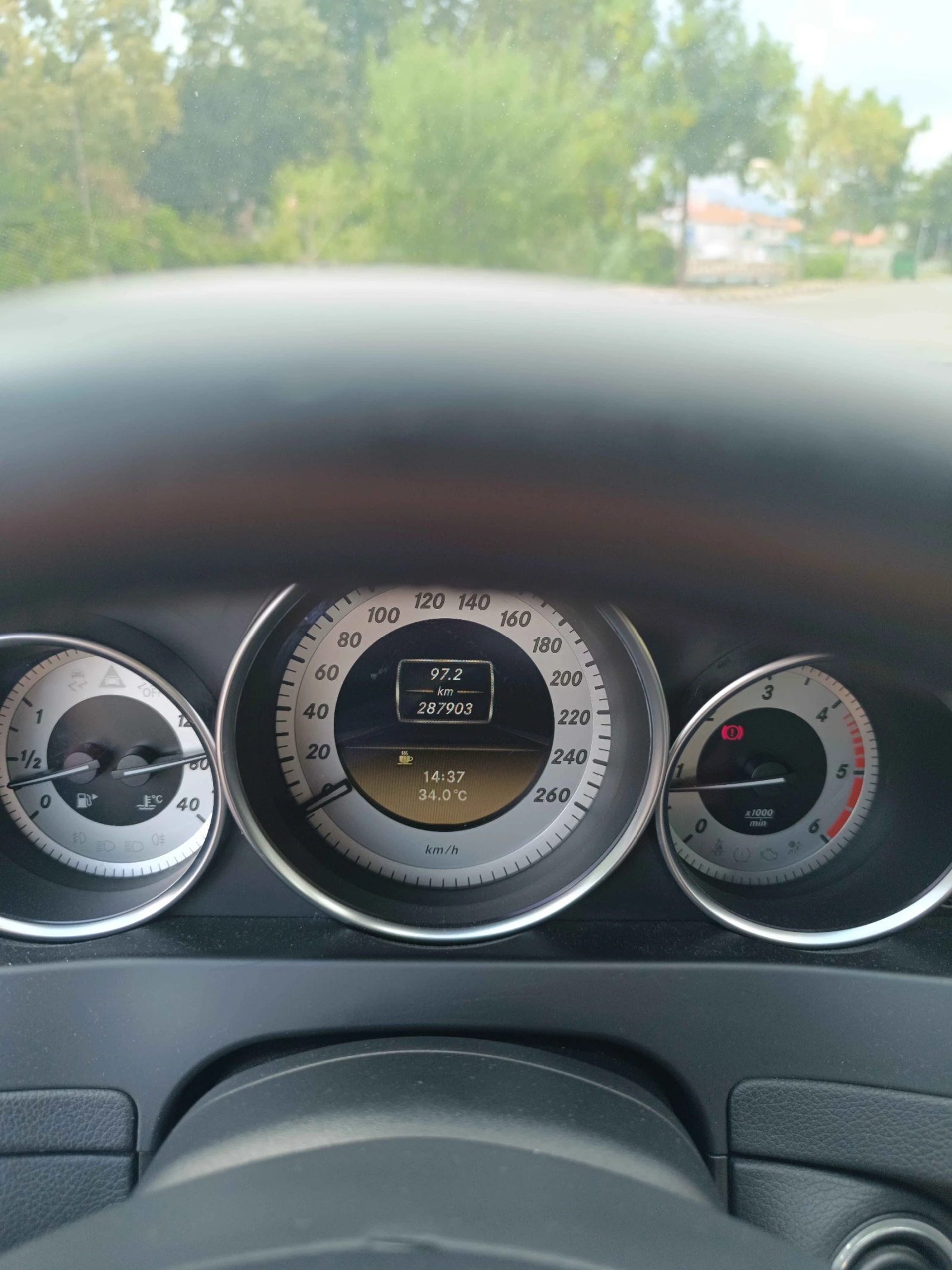 Mercedes-Benz C 220, снимка 10 - Автомобили и джипове - 55942609