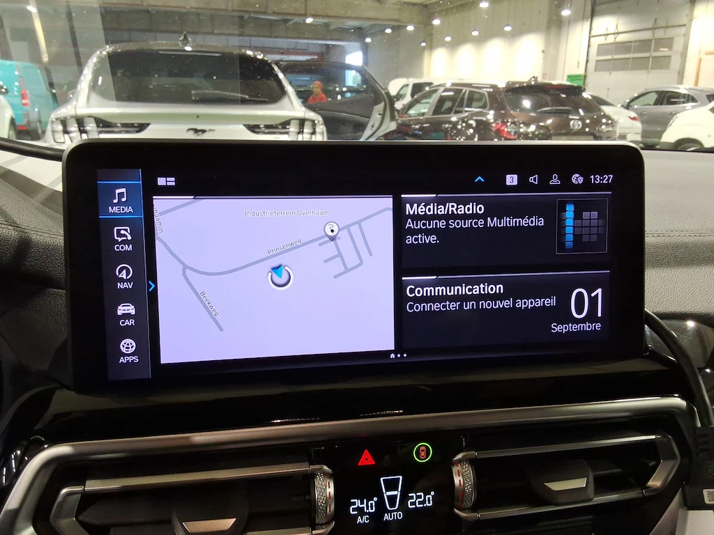 BMW iX3 80KW LED HUD M SPORT, снимка 10 - Автомобили и джипове - 56114879