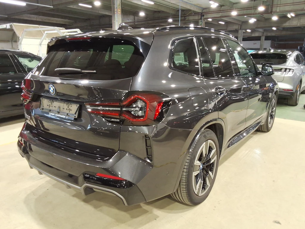 BMW iX3 80KW LED HUD M SPORT, снимка 4 - Автомобили и джипове - 56114879