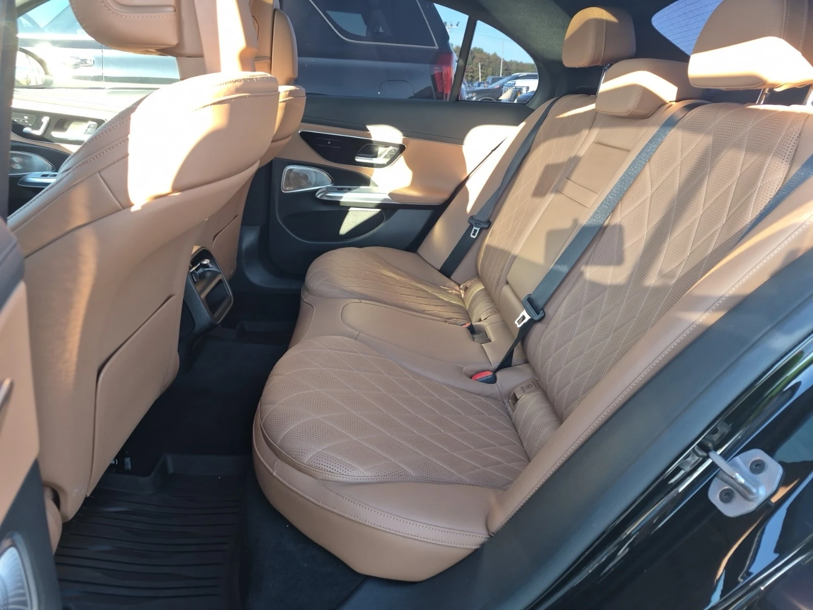 Mercedes-Benz E 450 * EQ Boost * CARFAX * Без инциденти * , снимка 9 - Автомобили и джипове - 56158706