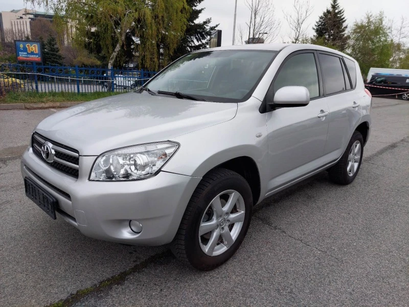 Toyota Rav4 2,2d-4D 136ps 4x4, снимка 1 - Автомобили и джипове - 40490464