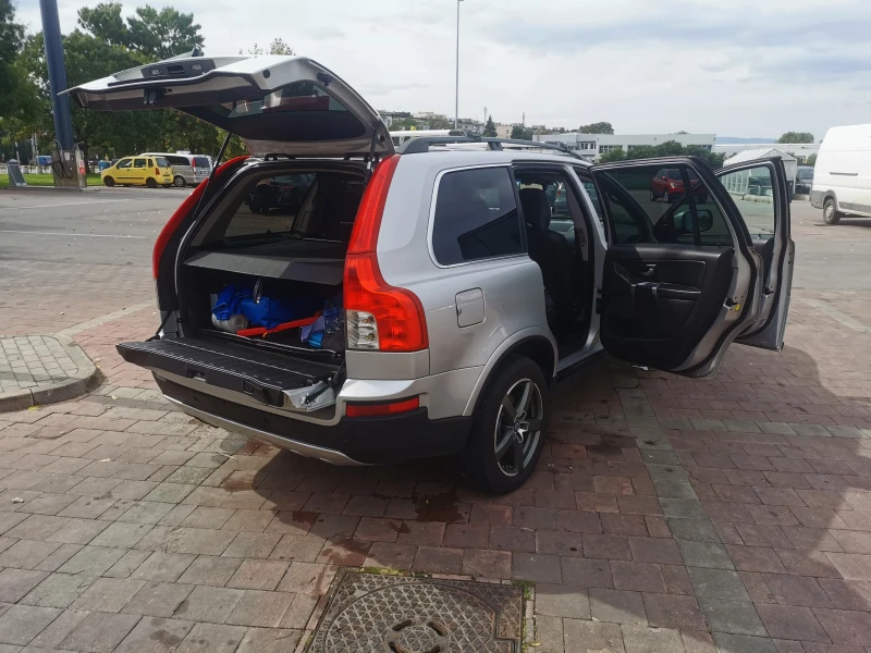 Volvo Xc90 2.4 D5 AWD, снимка 3 - Автомобили и джипове - 47275652