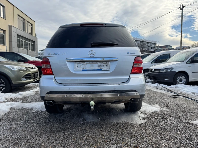 Mercedes-Benz ML 280 НА ПРУЖИНИ-КОЖА-NAVI-ПОДГРЕВ-3.0cdi V6 190hp, снимка 7 - Автомобили и джипове - 48798545