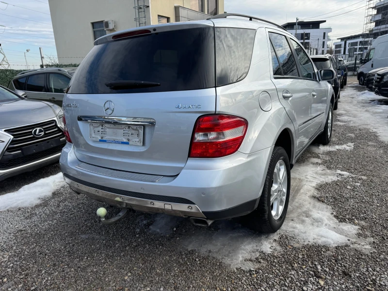 Mercedes-Benz ML 280 НА ПРУЖИНИ-КОЖА-NAVI-ПОДГРЕВ-3.0cdi V6 190hp, снимка 8 - Автомобили и джипове - 48798545