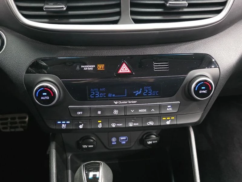 Hyundai Tucson Gasoline 1.6 turbo 2WD| 177к.с., снимка 17 - Автомобили и джипове - 56085386