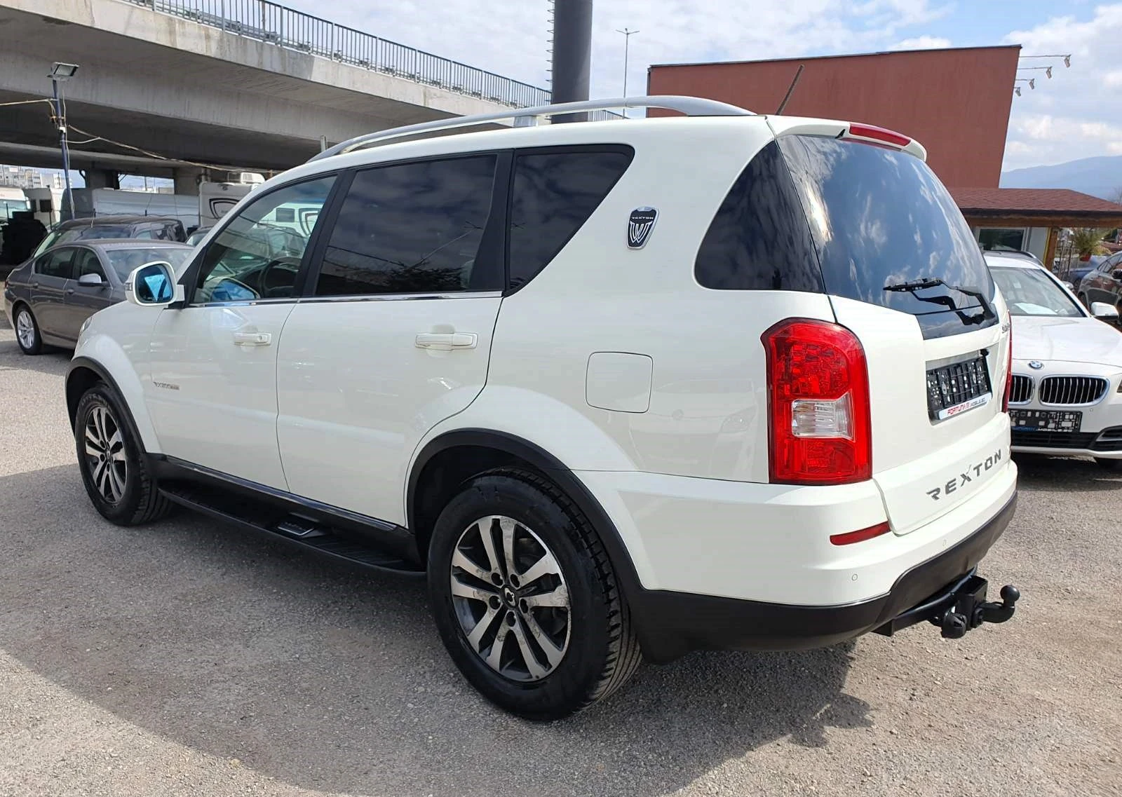 SsangYong Rexton 4WD 7м. 2.0 e-XDI - изображение 6