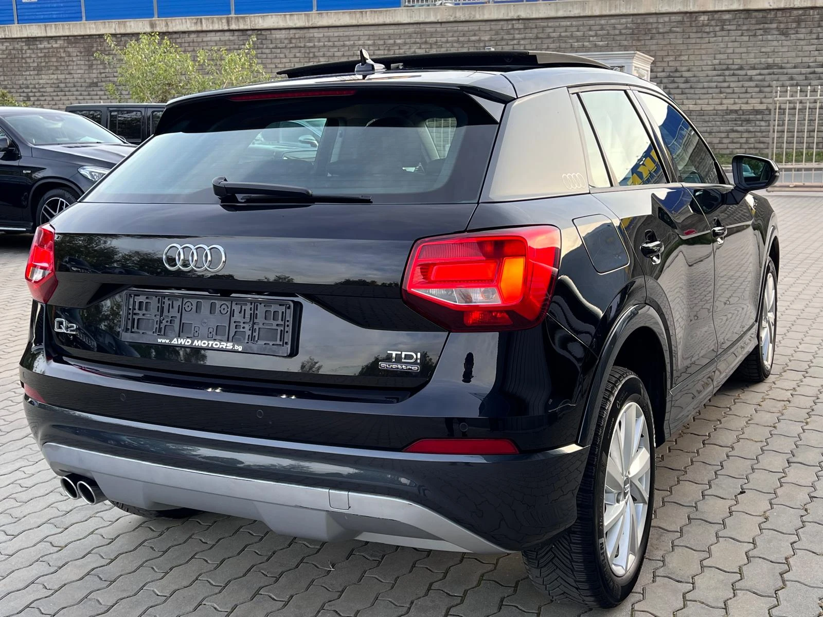 Audi Q2 2.0TDI 4х4 Дистроник Панорама Автоматик Нави Камер - изображение 3