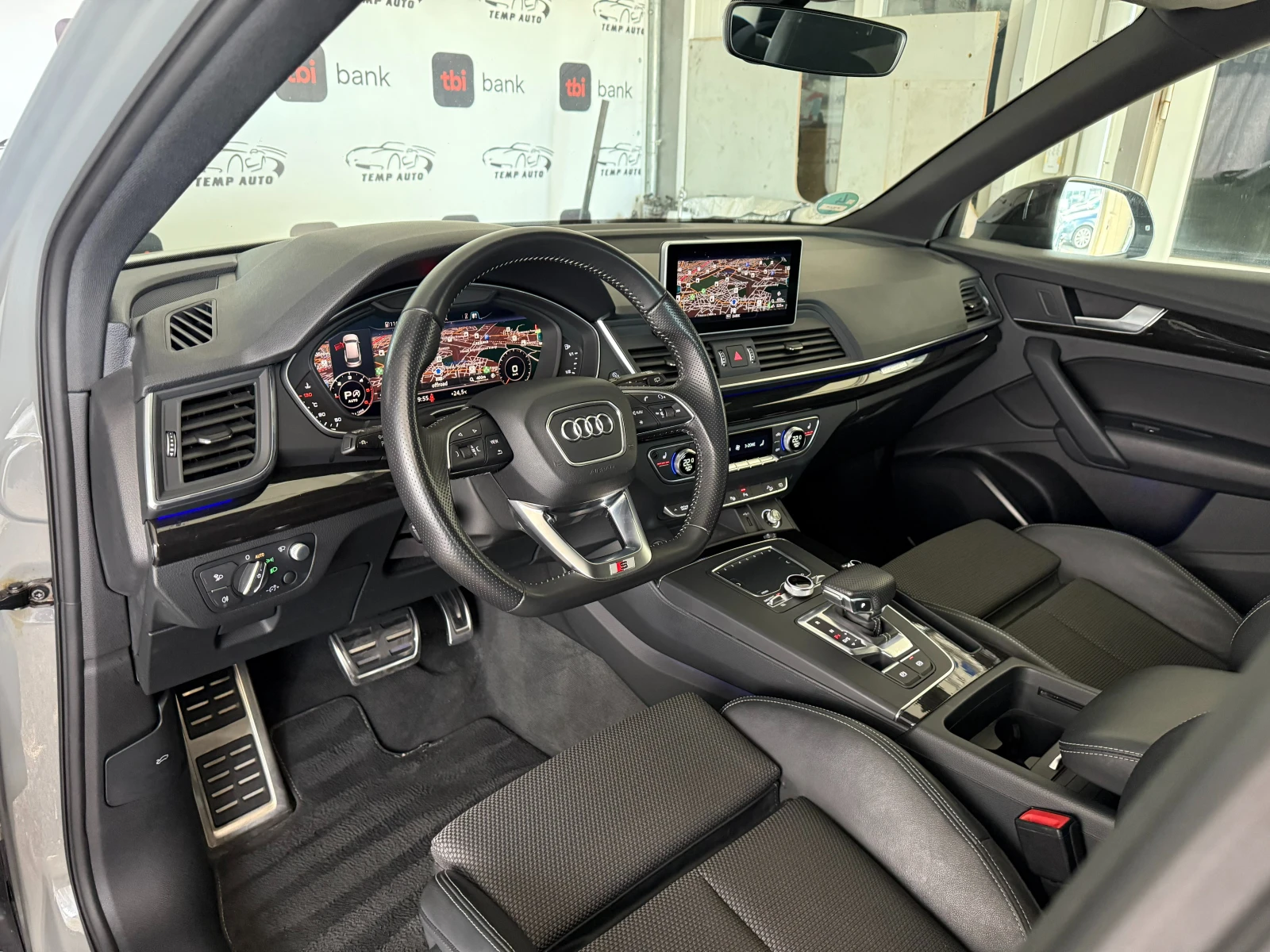 Audi Q5 2.0TDI* 204к.с* СЕРВИЗНА КНИЖКА С ПЪЛНА ИСТОРИЯ - изображение 8