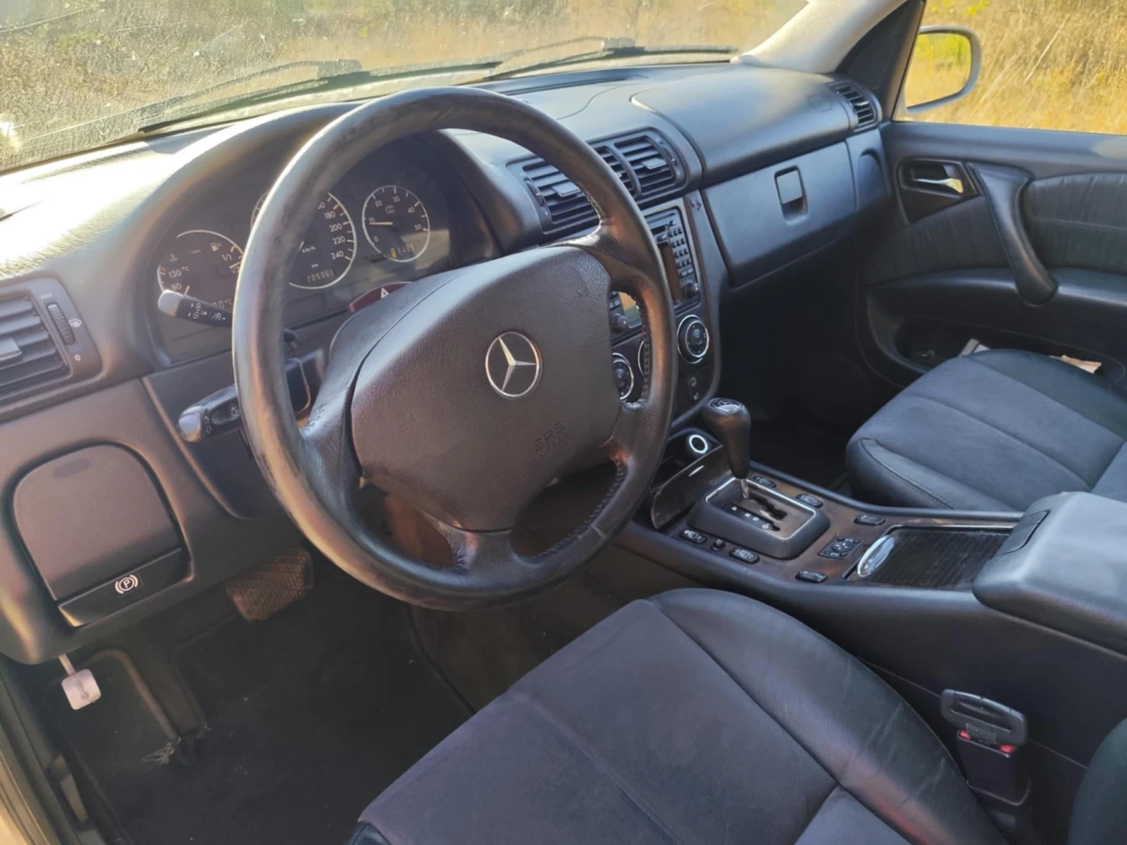Mercedes-Benz ML 270 2.7 - изображение 8