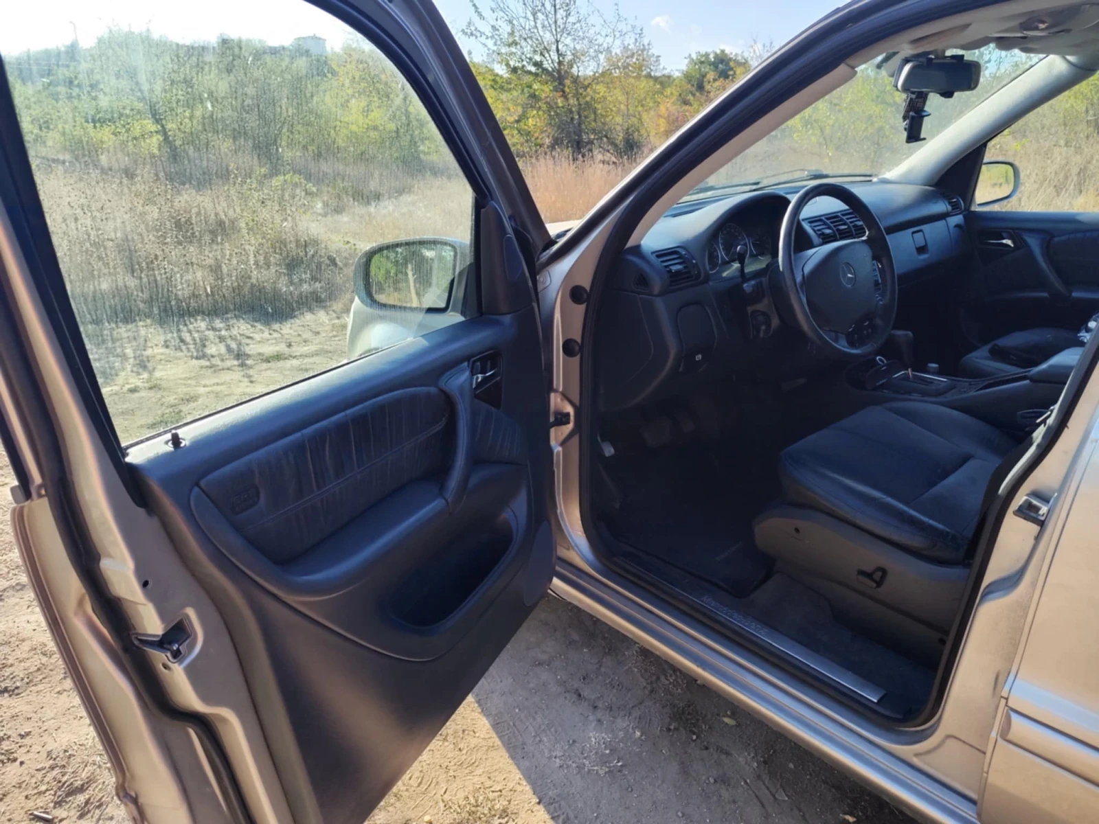 Mercedes-Benz ML 270 2.7 - изображение 7