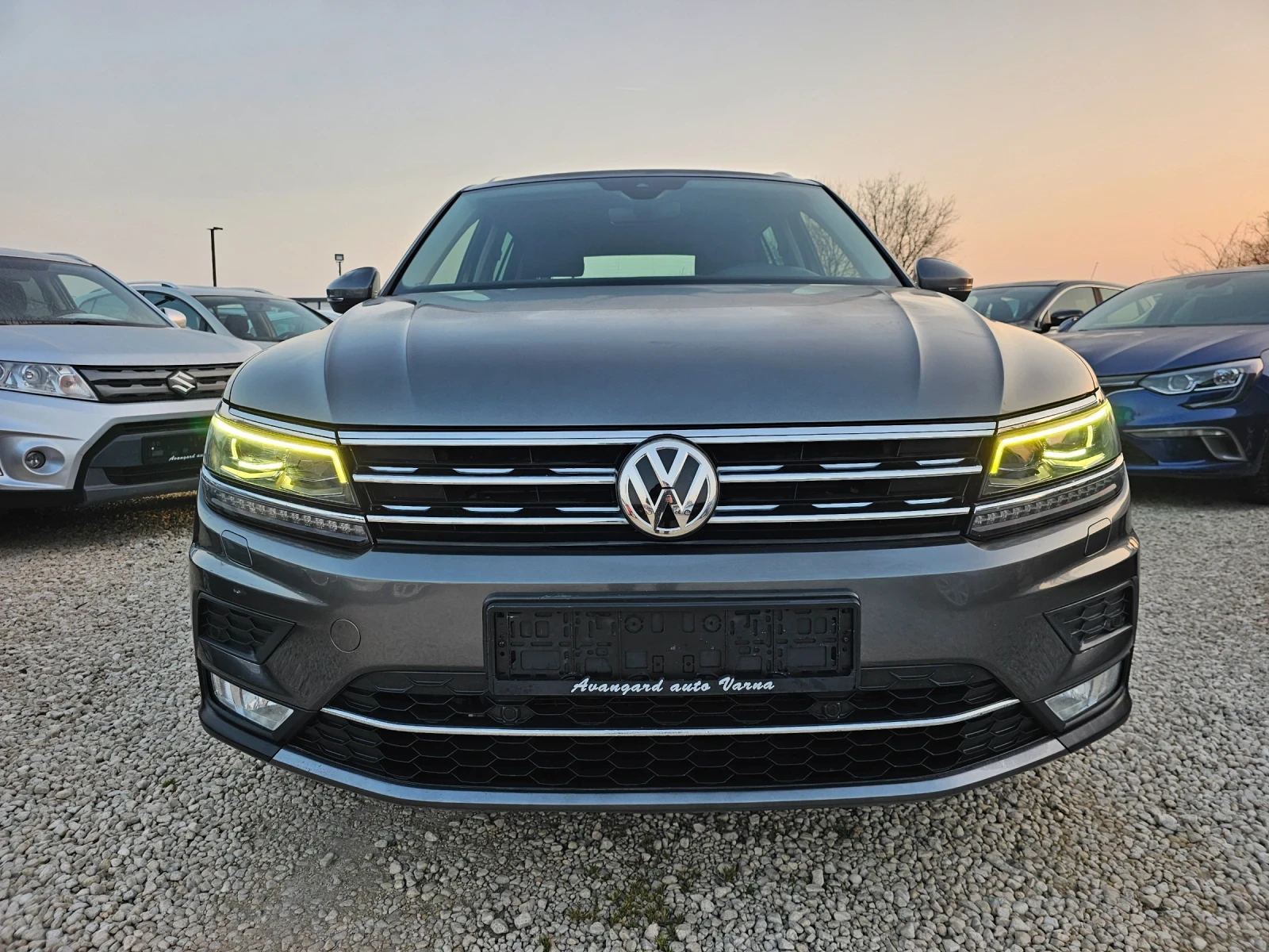 VW Tiguan 2.0TDI, 150к.с., снимка 2 - Автомобили и джипове - 53880674