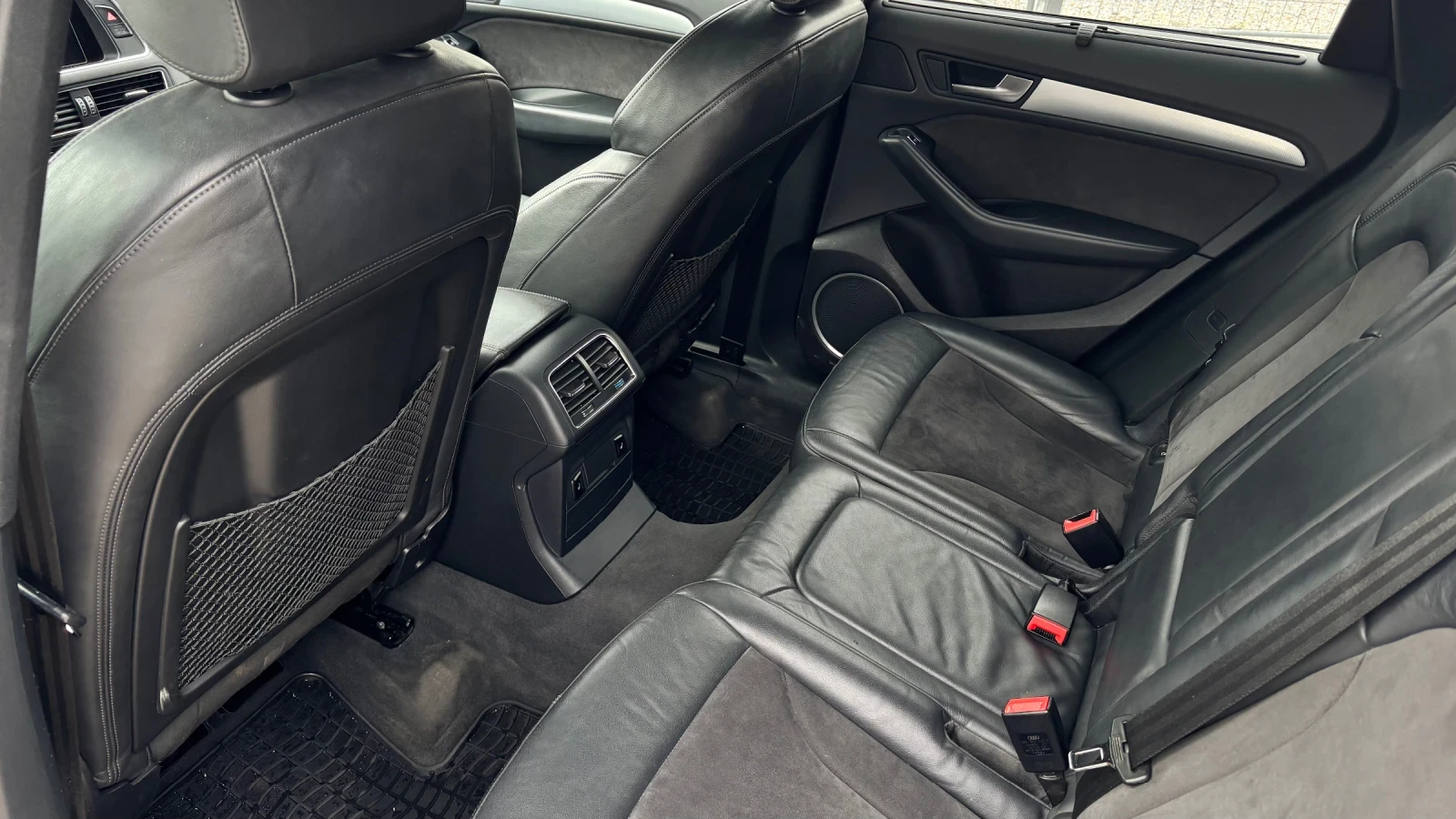 Audi Q5 Колата е с пълна сервизна история , снимка 6 - Автомобили и джипове - 53916620