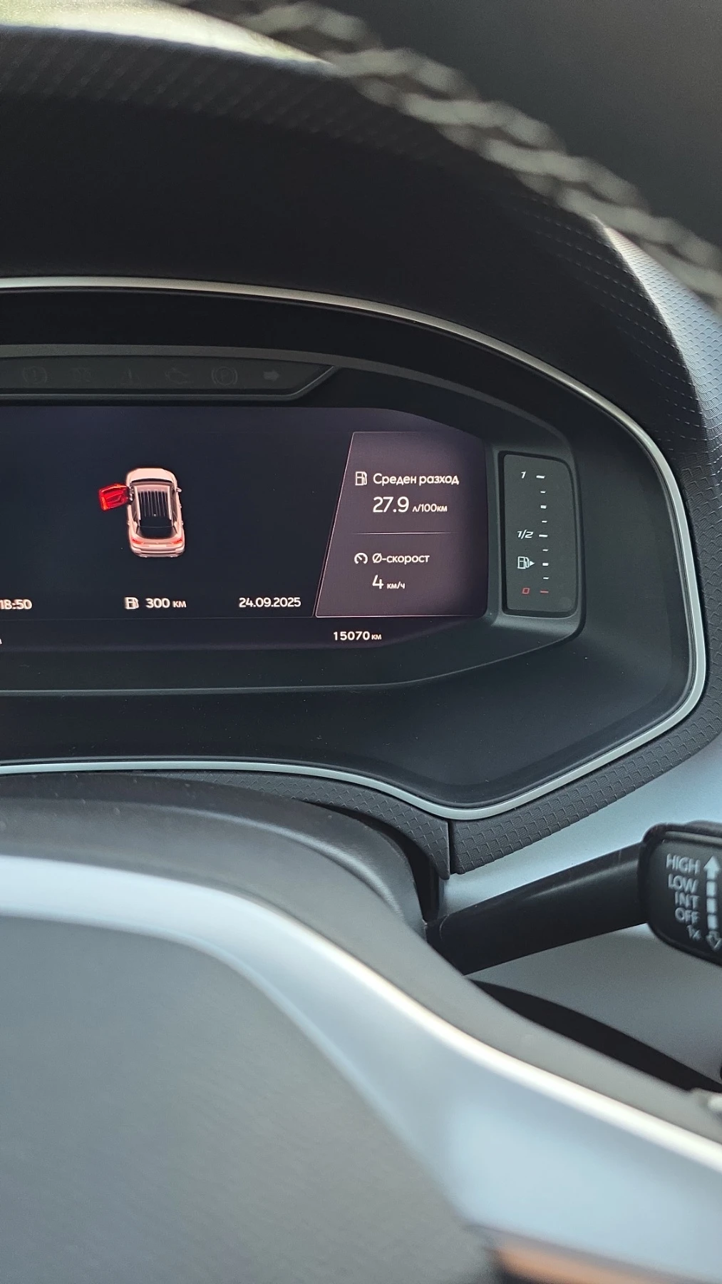 Seat Arona, снимка 11 - Автомобили и джипове - 54036419