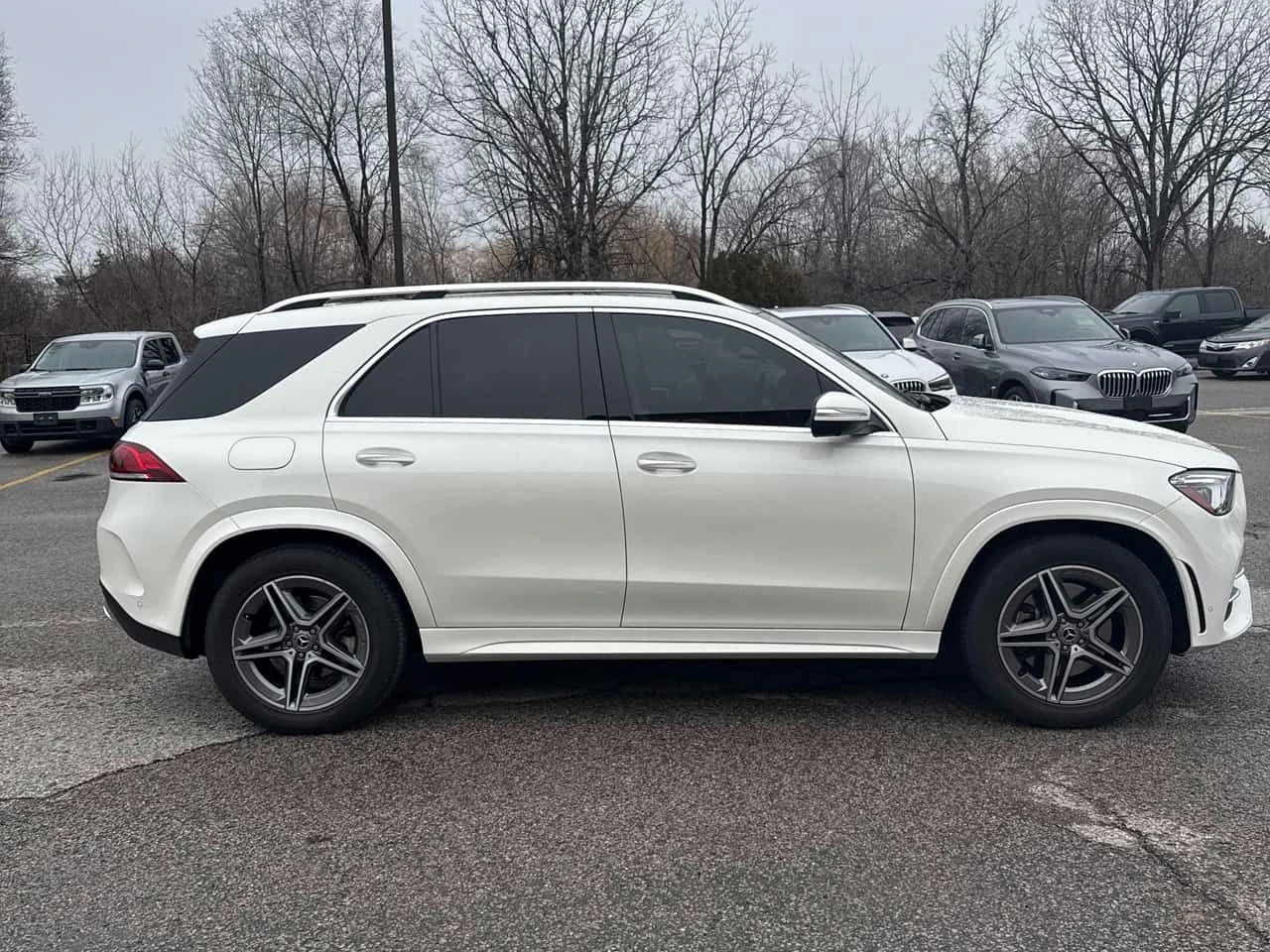 Mercedes-Benz GLE 450 * Дистроник * Burmester * Хед-ъп * 360 камери * , снимка 3 - Автомобили и джипове - 54047016
