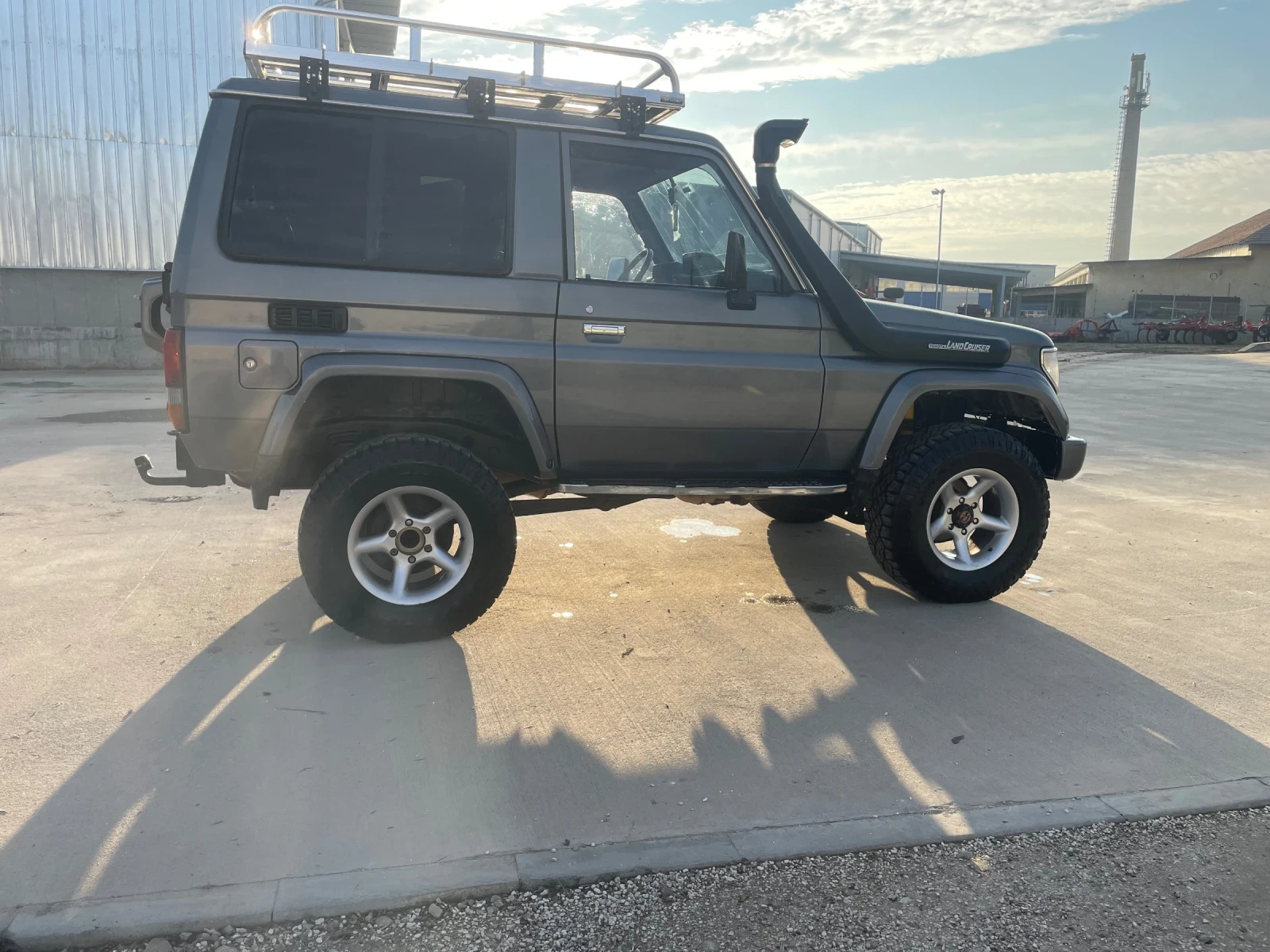 Toyota Land cruiser 3TD, снимка 10 - Автомобили и джипове - 54637258