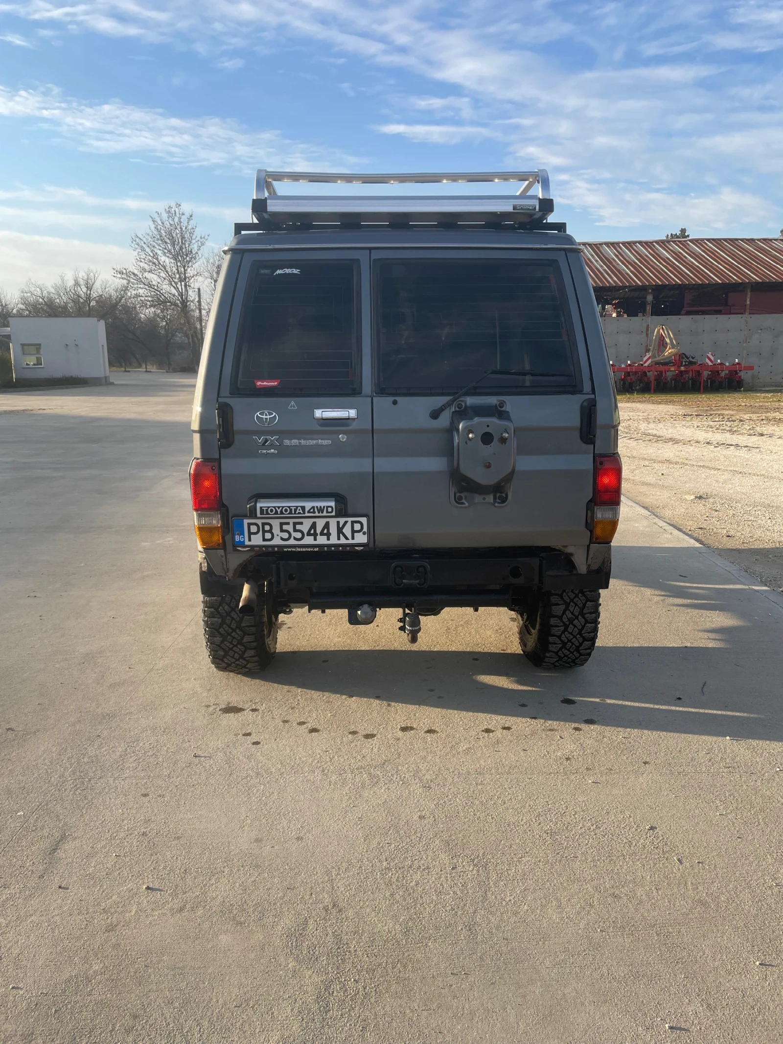 Toyota Land cruiser 3TD, снимка 7 - Автомобили и джипове - 54637258
