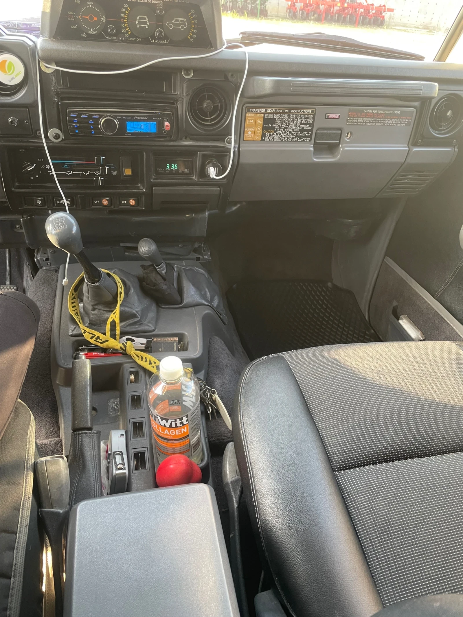 Toyota Land cruiser 3TD, снимка 12 - Автомобили и джипове - 54637258
